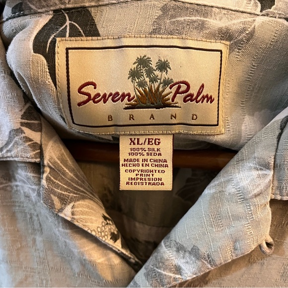 XL silk Seven Palms shirt. Classic tropical sage, gray, black & white print. - Picture 4 of 7